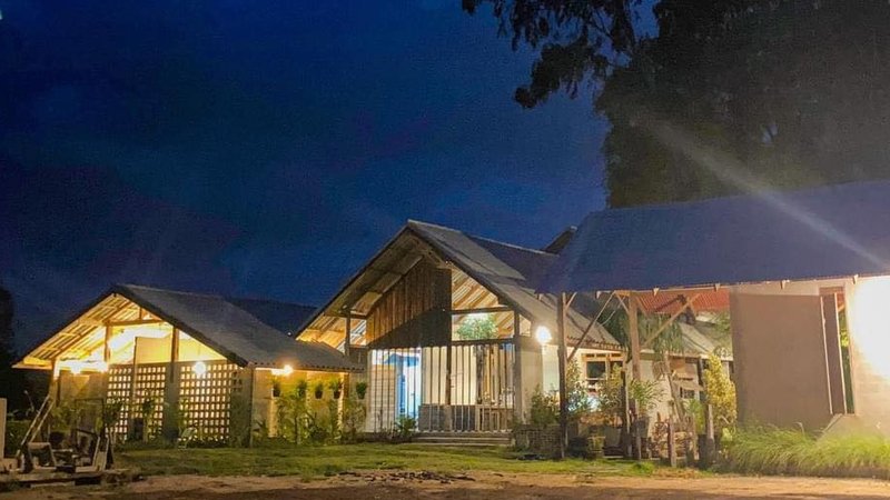 INSANE3rd Café หนองขาหย่าง