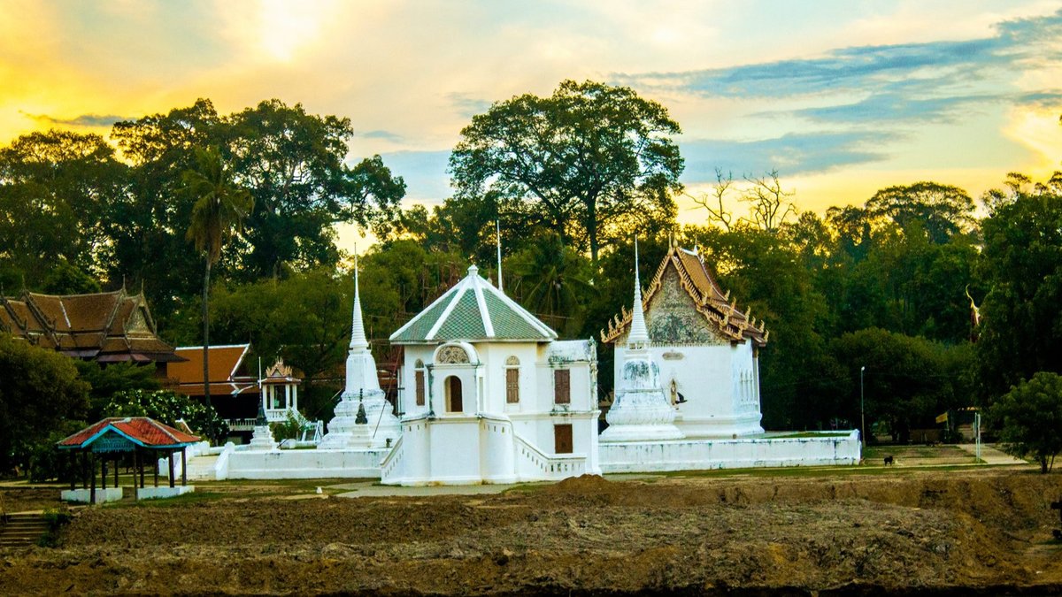 วัดอุโปสถาราม (วัดโบสถ์)